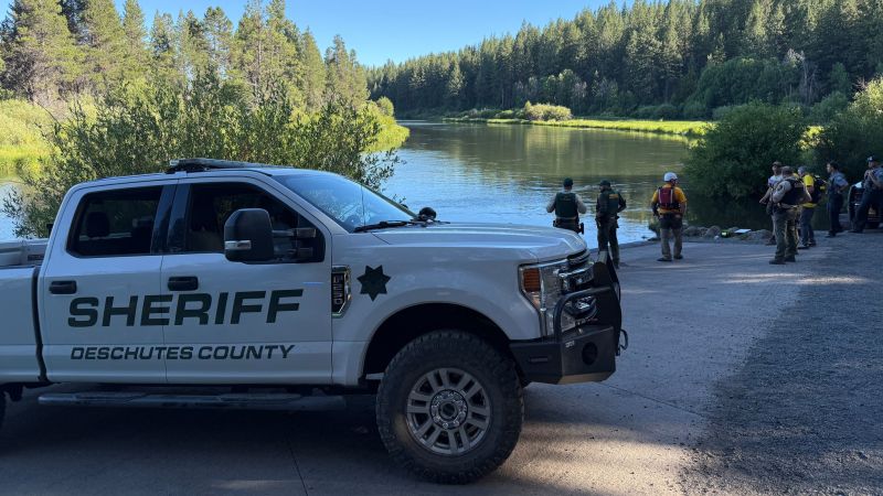Tragic Incident at Oregon Waterfall Leaves One Dead, Two Missing