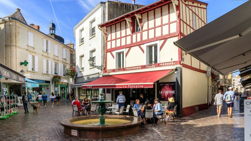 French Resort Town Implements Stricter Dress Code Regulations
