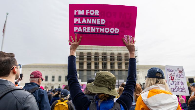 Lawsuit Filed Against Trump Administration Over Planned Parenthood Funding