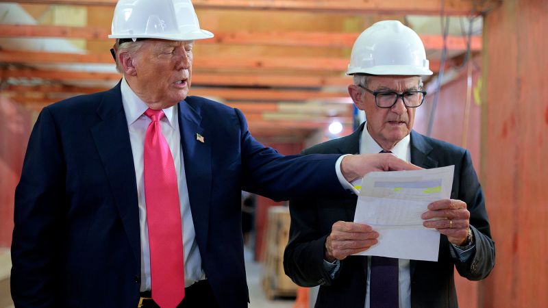 Trump Emphasizes Non-Personal Approach Alongside Powell