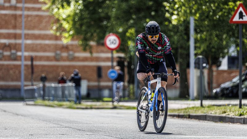 Palestinian Para-Cyclist Balances Athletic Ambitions and Family Hardships