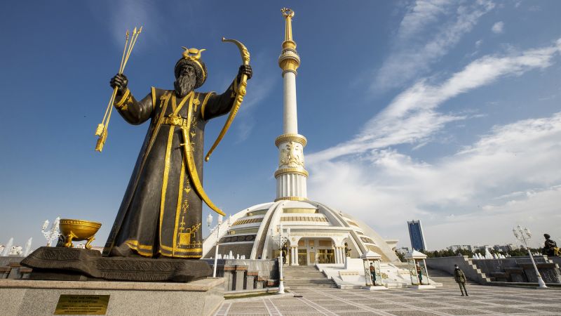 Turkmenistan Considers Easing Visa Regulations to Boost Tourism