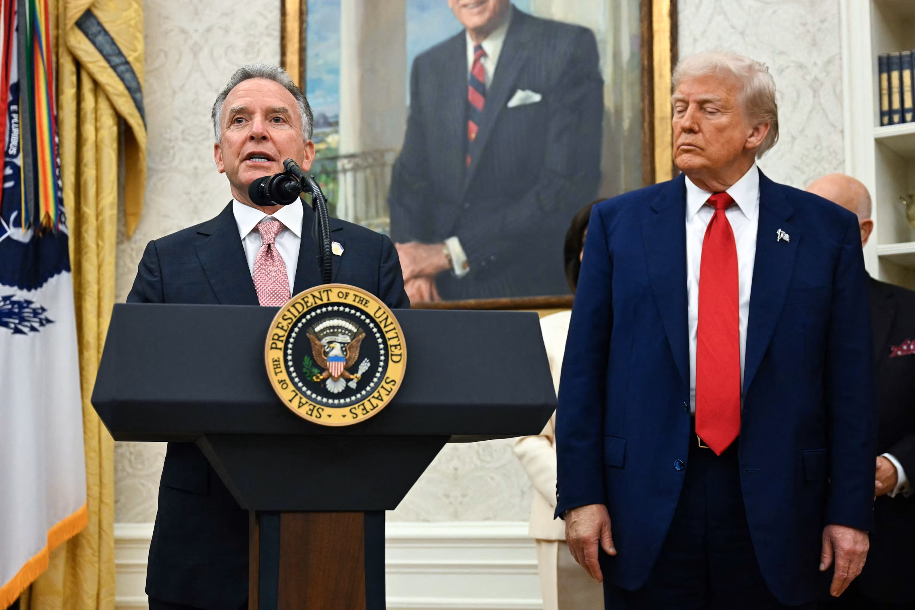 President Trump Announces Envoy's Visit to Russia Amid Ukraine Conflict