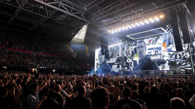 Tragic Incident at Oasis Concert in London