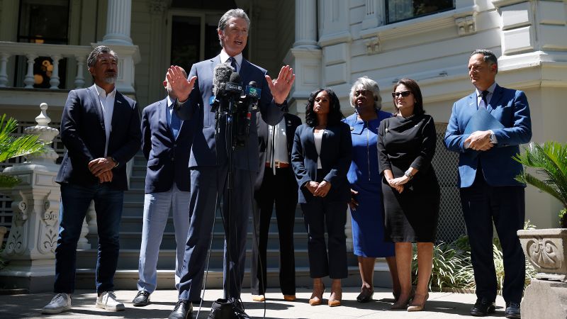Strategic Redistricting Battles: California vs. Texas