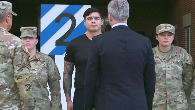 Soldiers Honored for Valor in Subduing Suspect at Fort Stewart
