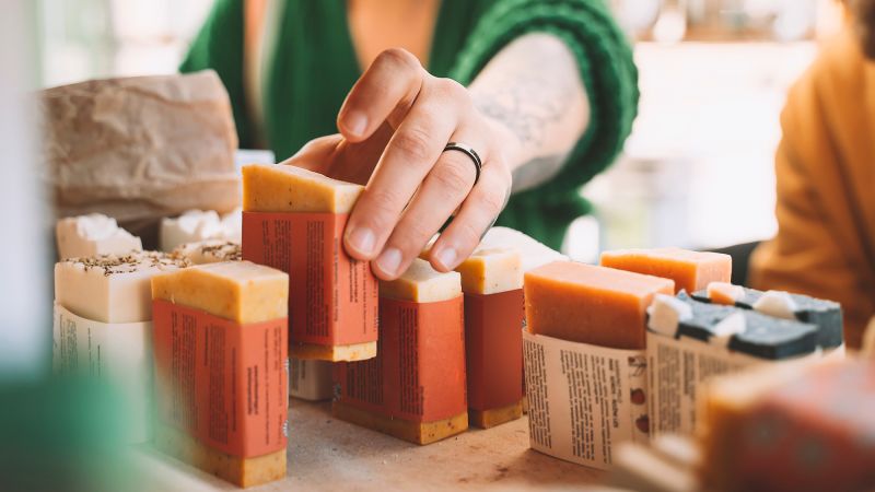 How to Identify Genuine Eco-Friendly Products and Combat Greenwashing