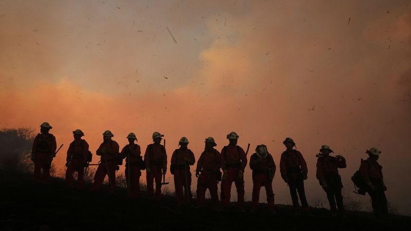Rapidly Spreading Brush Fire Prompts Evacuations North of Los Angeles