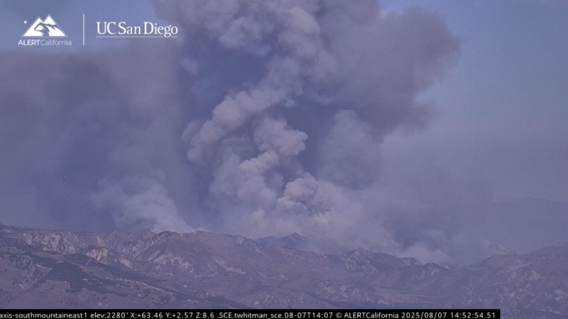 Rapid Spread of Wildfire North of Los Angeles