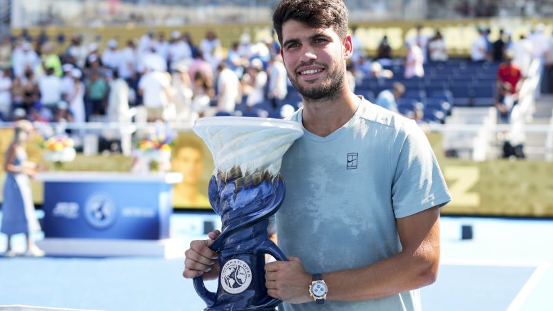Carlos Alcaraz Claims Cincinnati Open Title in Unconventional Final