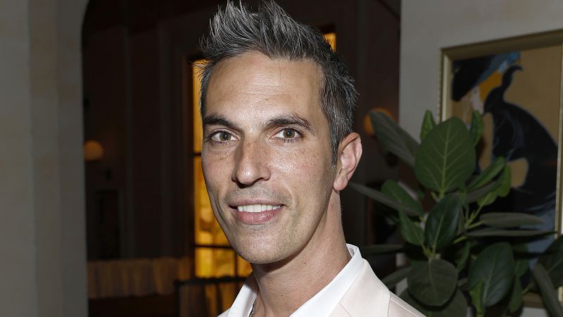 Ari Shapiro to Depart NPR Amid Funding Cuts