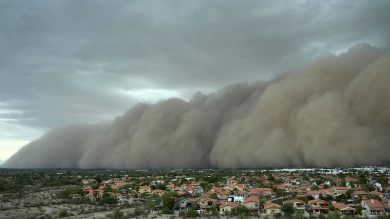 Massive Dust Storm Strikes Phoenix, Causes Havoc