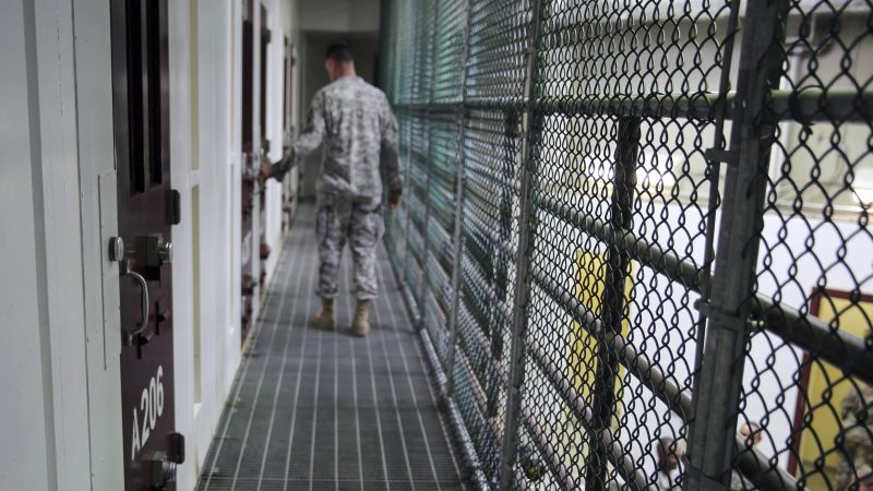 Detention Conditions for Venezuelan Migrants at Guantanamo Bay