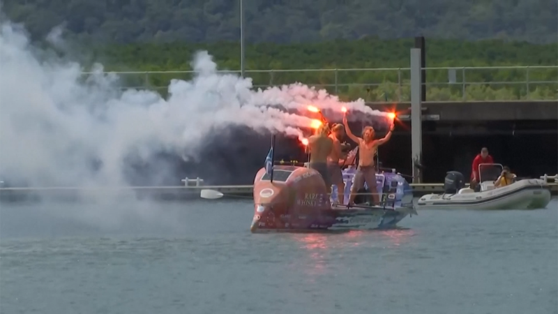 Scottish Brothers Break Record for Fastest Row Across Pacific Ocean