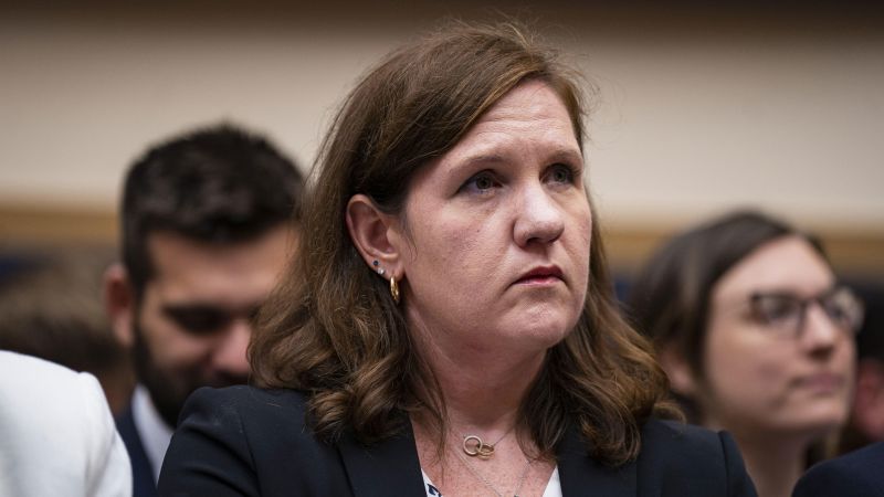 Federal Appeals Court Allows Temporary Reinstatement of Former FTC Commissioner