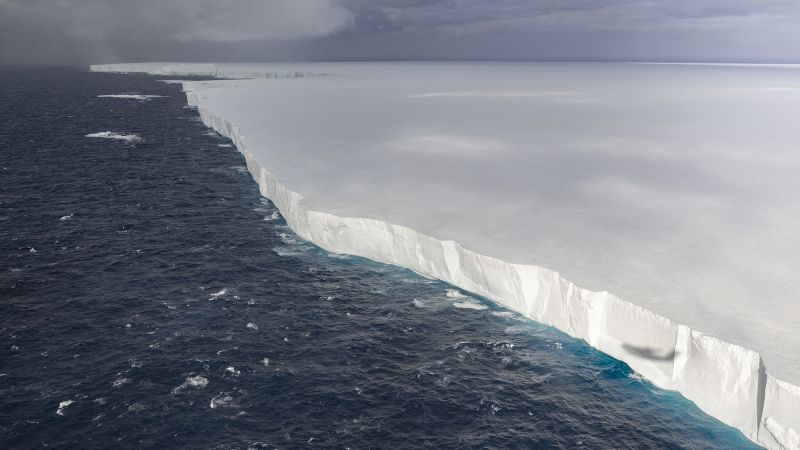 Breaking News: World's Largest Iceberg A23a Undergoing Rapid Fragmentation