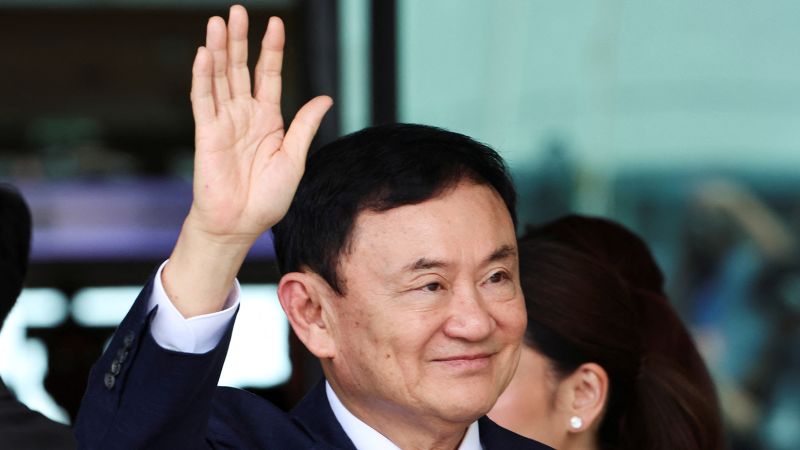 Former Thai Prime Minister Thaksin Shinawatra Departs to Dubai Ahead of Court Ruling