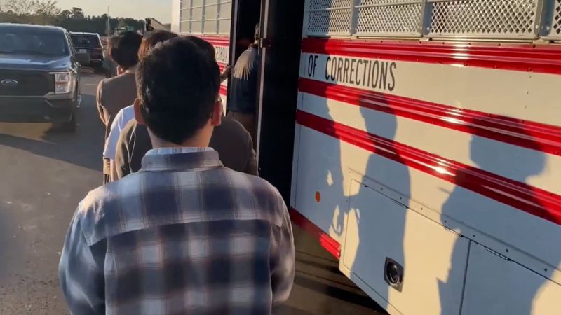Large-Scale Operation at Hyundai Plant Detains Over 450 Individuals