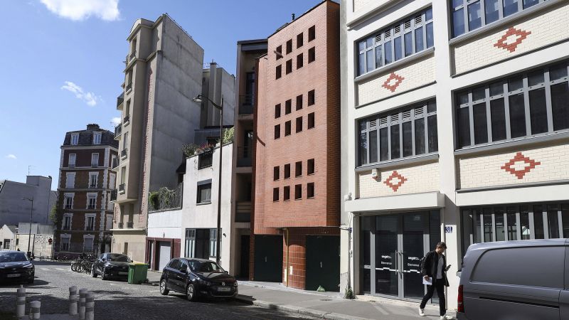 Paris Mosques Targeted with Offensive Pig Heads