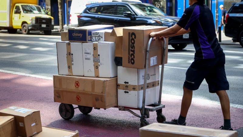 Shift in Americans' Economic Outlook Revealed by University of Michigan Data