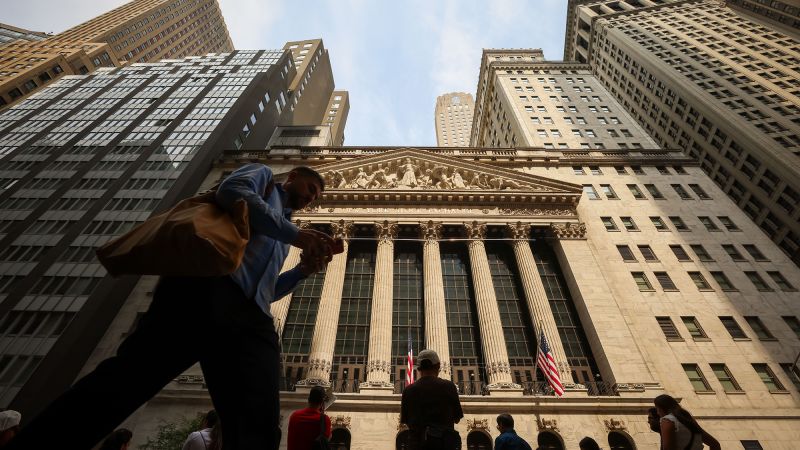 Exploring Private Equity in 401(k) Investments