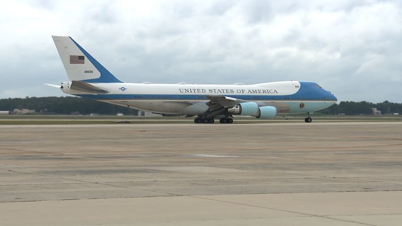 Incident Involving Spirit Airlines Pilot and Air Traffic Control Raises Communication Concerns