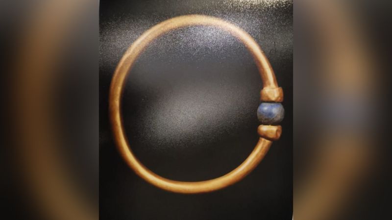 Ancient Gold Bracelet Believed to Have Belonged to Pharaoh Missing from Egyptian Museum