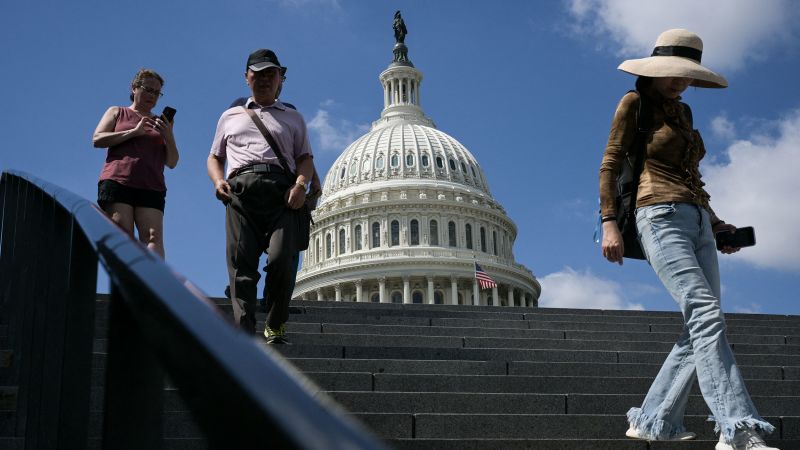 Senate Confirms 48 Trump Nominees in Single Vote