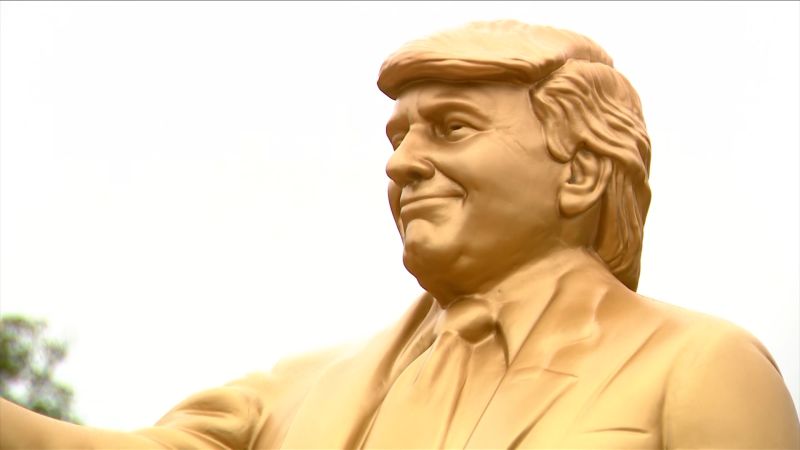 Mysterious Statue of Former President with Bitcoin Appears at US Capitol