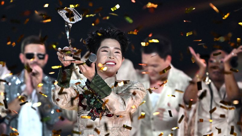Vietnamese Singer Duc Phuc Wins Intervision Competition in Moscow