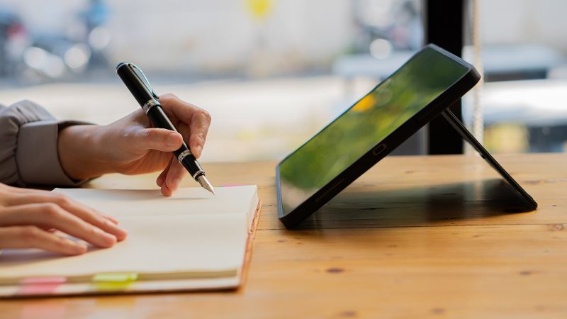 Addressing America's Literacy Crisis: The Role of AI in Education